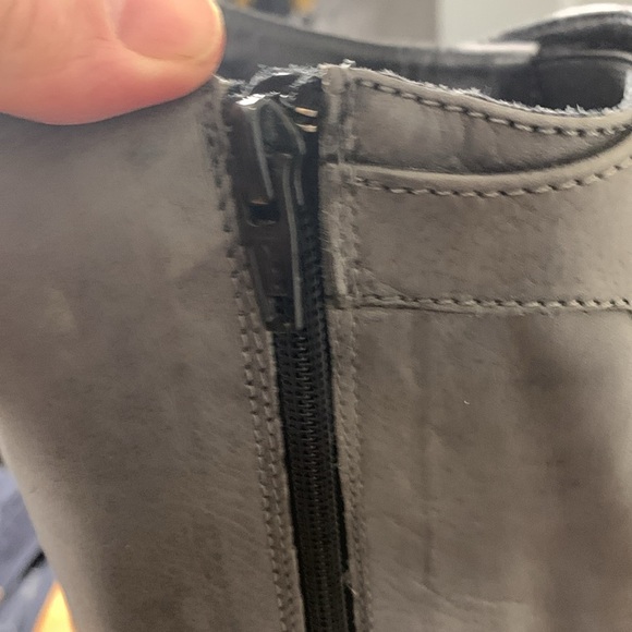 Arnold Churgin Italian made, 100% leather over the knee gray boots - Picture 9 of 17